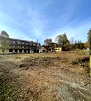 Промишлена сграда в Ловеч, Априлци