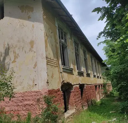 Снимка 4 — Промишлена сграда в Ловеч, с. Карлуково
