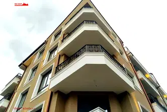 Тристаен апартамент в Пловдив, Център