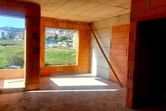 Тристаен апартамент във Варна, Виница