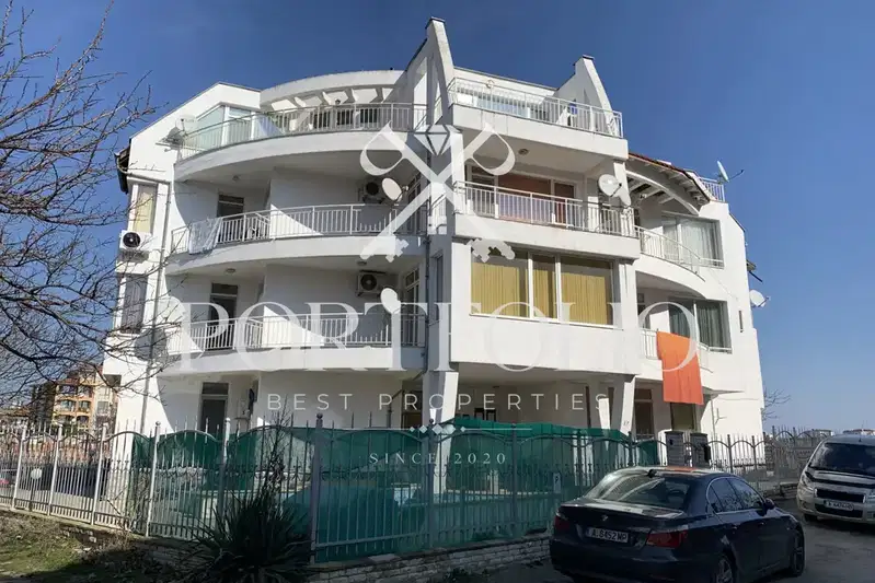 3-bedroom apartment in Oblast Burgas, Aheloi