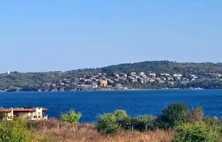 Тристаен апартамент в Бургас, Черноморец