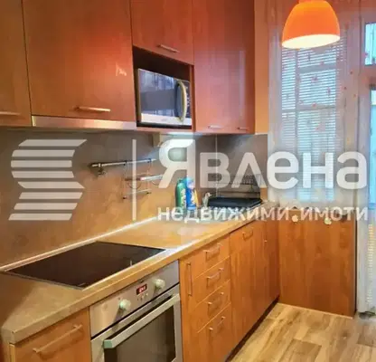 Снимка 3 — Просторен 2-стаен апартамент с две тераси в ЖП Гара, Варна