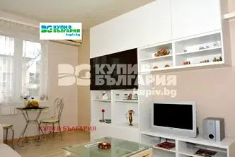 Многостаен апартамент във Варна, ВИНС-Червен площад