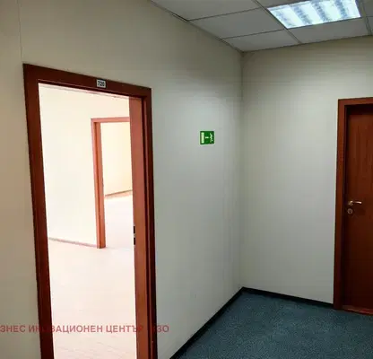 Снимка 4 — Офис в София, 7-ми 11-ти километър