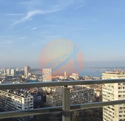 Снимка 4 — Многостаен апартамент в Бургас, Център