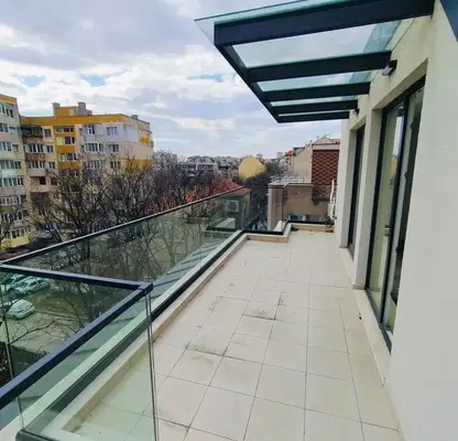 Photo 3 — 4-bedroom apartment in Varna, Levski 1