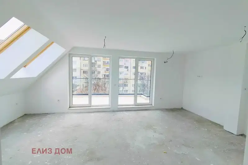 4-bedroom apartment in Varna, Levski 1