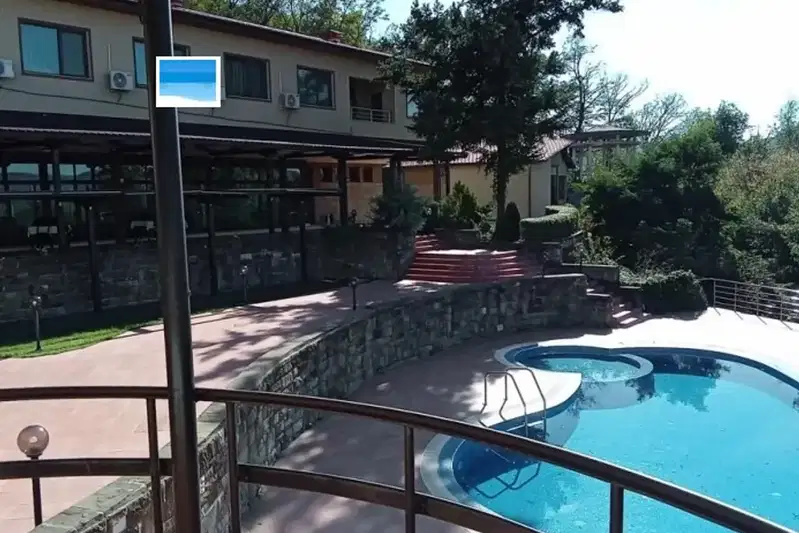 Hotel in Lovech, Centyr