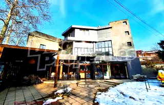 Хотел във Велико Търново, Свищов