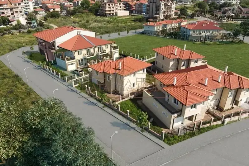 Къща в Бургас, Поморие