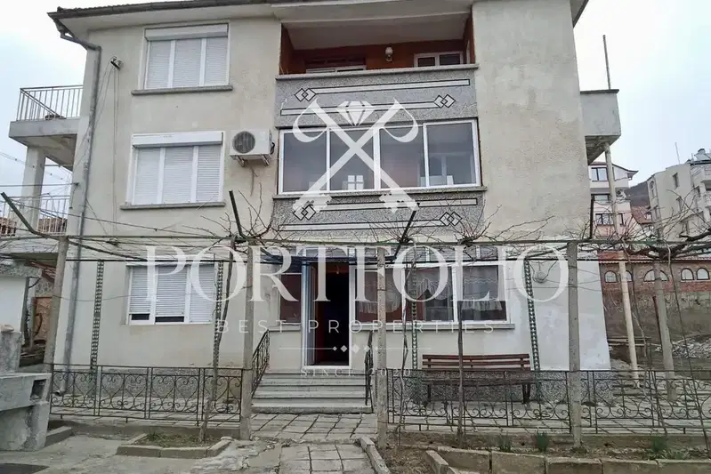 Къща в Бургас, Свети Влас