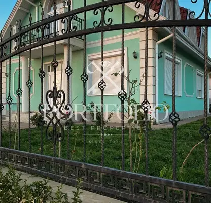 Снимка 2 — Къща в Бургас, с. Кошарица
