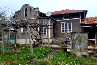 Къща в Габрово, с. Добромирка