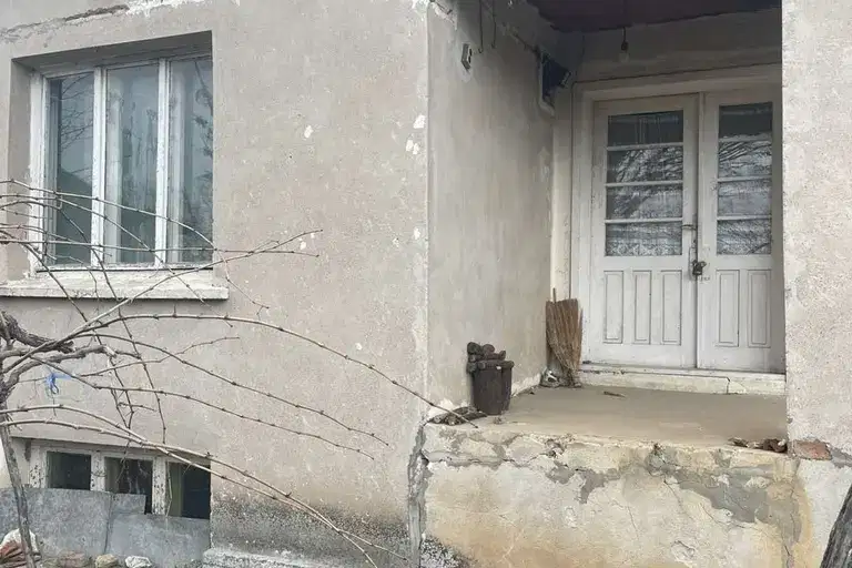 House in Oblast Pleven, Vylchitryn