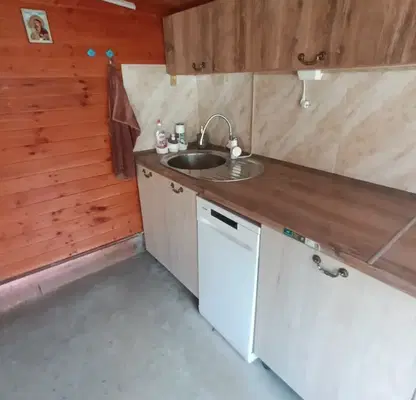Снимка 5 — Къща с 3 стаи и голям двор в с. Балкански, област Разград