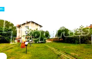 Къща във Варна, Бяла