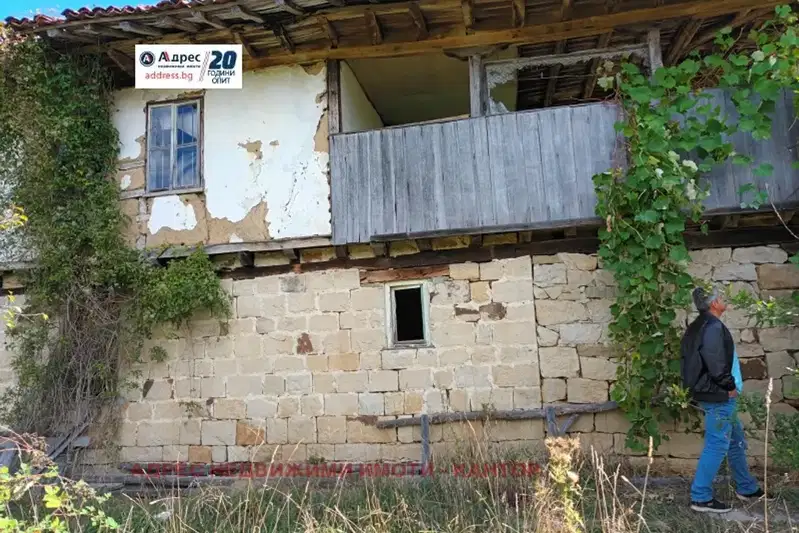 House in Veliko Tyrnovo, Elena
