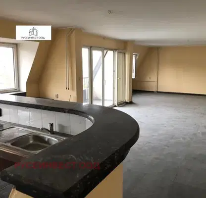 Photo 4 — 5-bedroom apartment in Ruse, Centyr