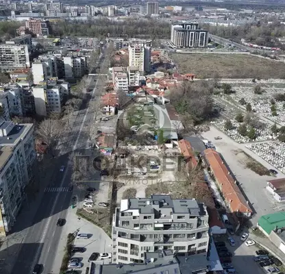 Снимка 2 — Парцел в Пловдив, Център