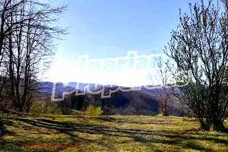 Парцел в Ловеч, Троян