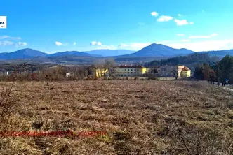 Парцел във Велико Търново, Елена