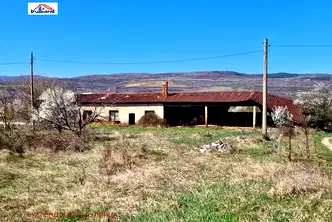 Промишлена сграда в Кюстендил, с. Усойка