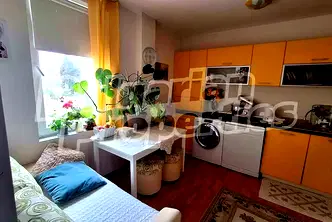 Тристаен апартамент в к.к. Св.Св. Константин и Елена