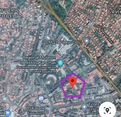 Снимка 5 — Тристаен апартамент в Кърджали, Център