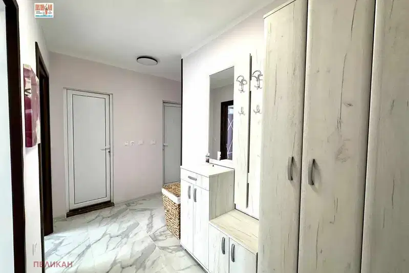 3-bedroom apartment in Veliko Tyrnovo, Centyr
