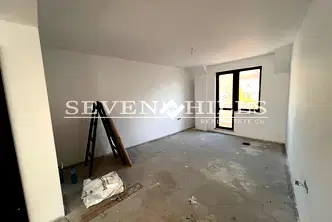 Тристаен апартамент в Пловдив, Младежки Хълм