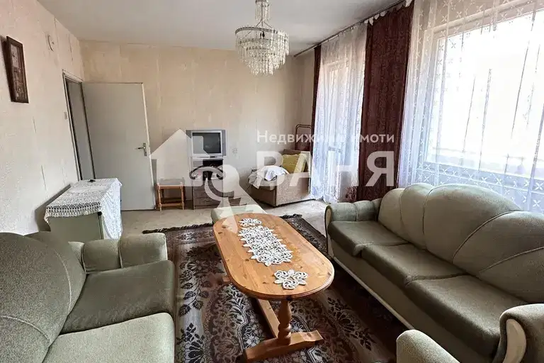 Тристаен апартамент в Пловдив, Клисура