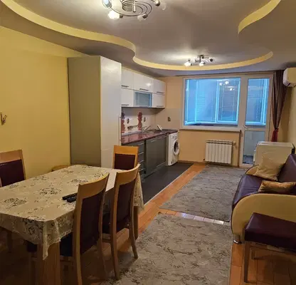 Снимка 3 — Многостаен апартамент в Стара Загора, Център