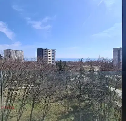 Снимка 5 — Двустаен апартамент с морска панорама в Бриз, Варна