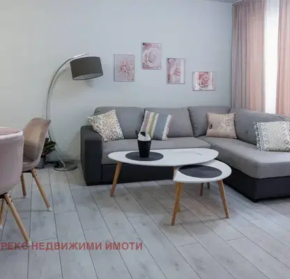 Снимка 4 — Двустаен апартамент в Пловдив, Кършияка
