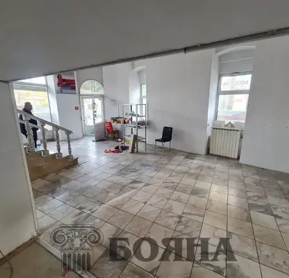 Снимка 3 — Бизнес имот в Русе, Широк център