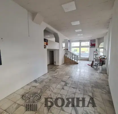 Снимка 4 — Бизнес имот в Русе, Широк център