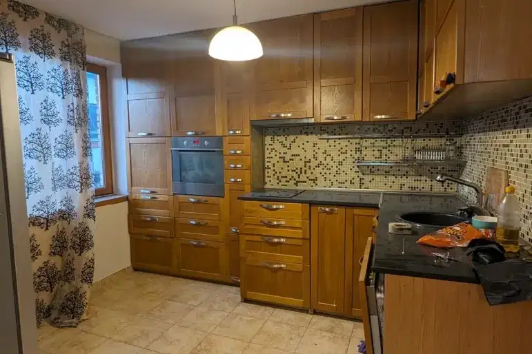 4-bedroom apartment in Veliko Tyrnovo, Centyr