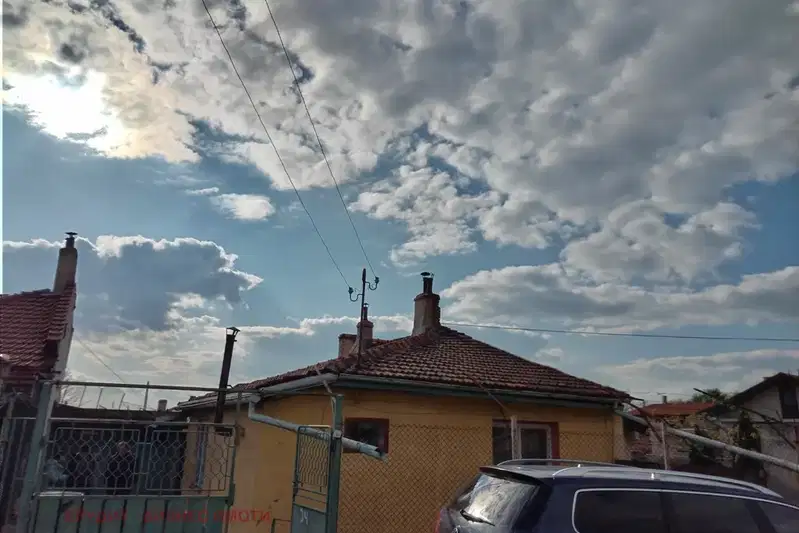 House in Ruse, Vejdata