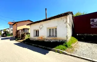 Къща в Благоевград, Добринище