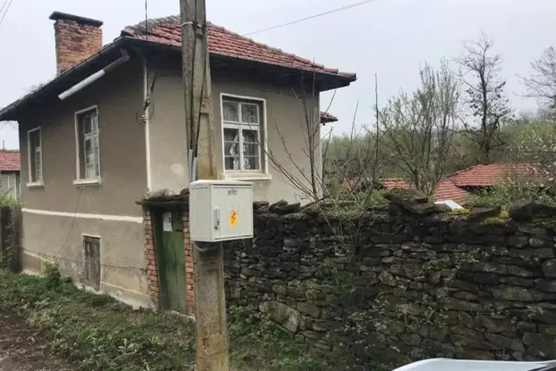 Къща в Габрово, с. Добромирка