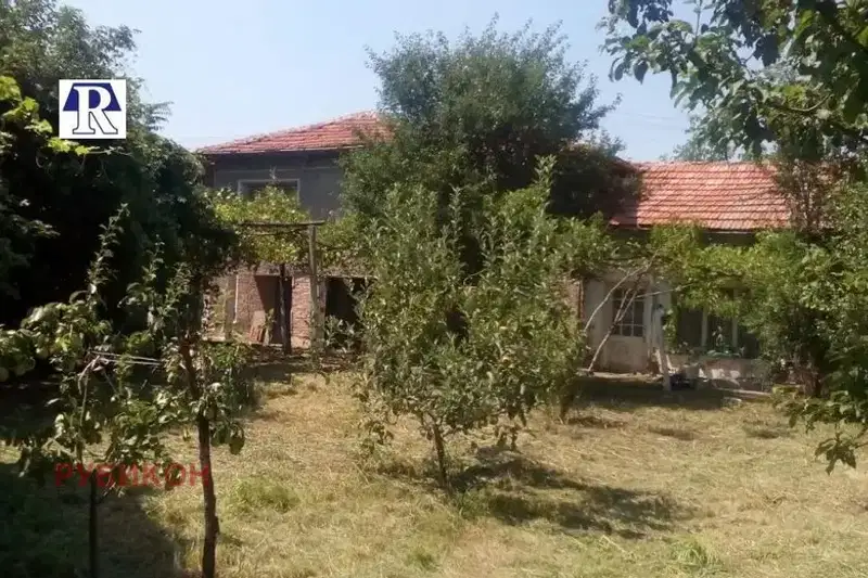 Къща в Ловеч, с. Горско Сливово
