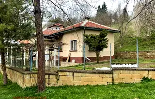 Къща в Ловеч, с. Каленик