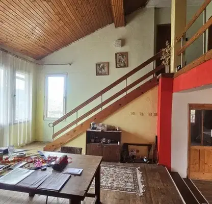 Снимка 5 — Двуетажна къща с гараж в Белово, област Пазарджик