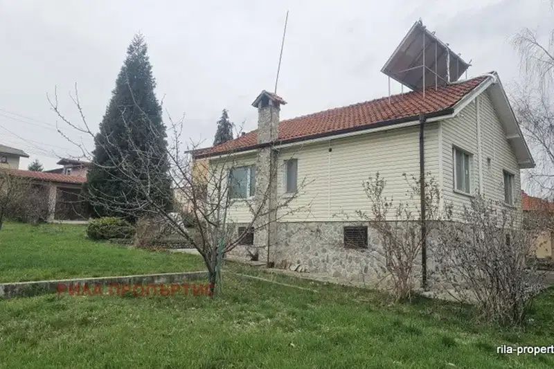 House in област София, Dolna Banya