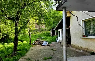 Къща в София, с. Врачеш