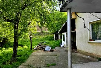 Къща в София, с. Врачеш
