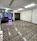 Магазин в Русе, Широк център