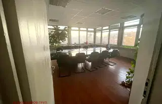 Офис в София, Център