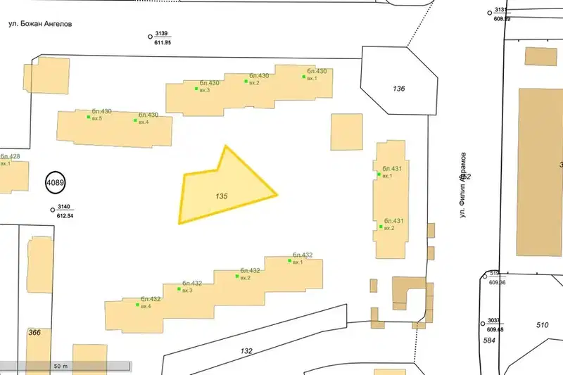 Plot in Sofia, Mladost 4